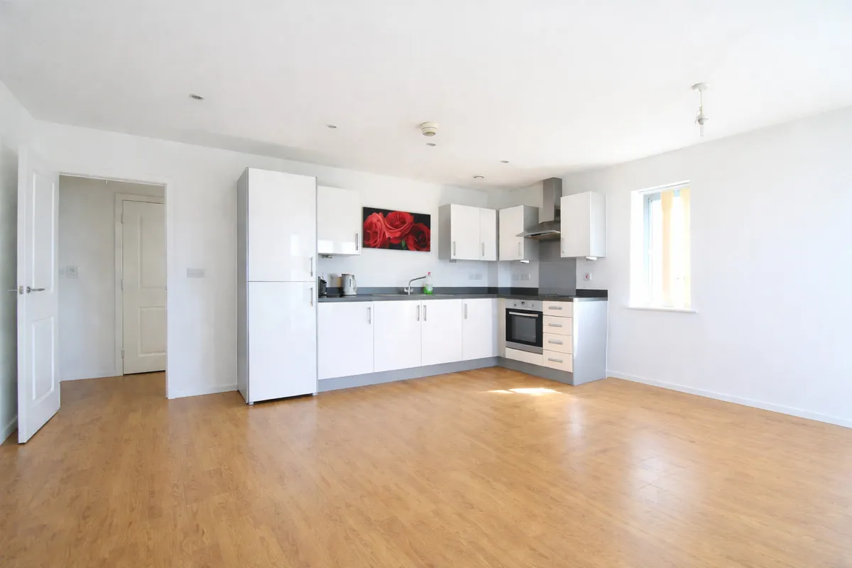 Quayside Drive, Essex, Colchester, CO2 8GN, photo 3