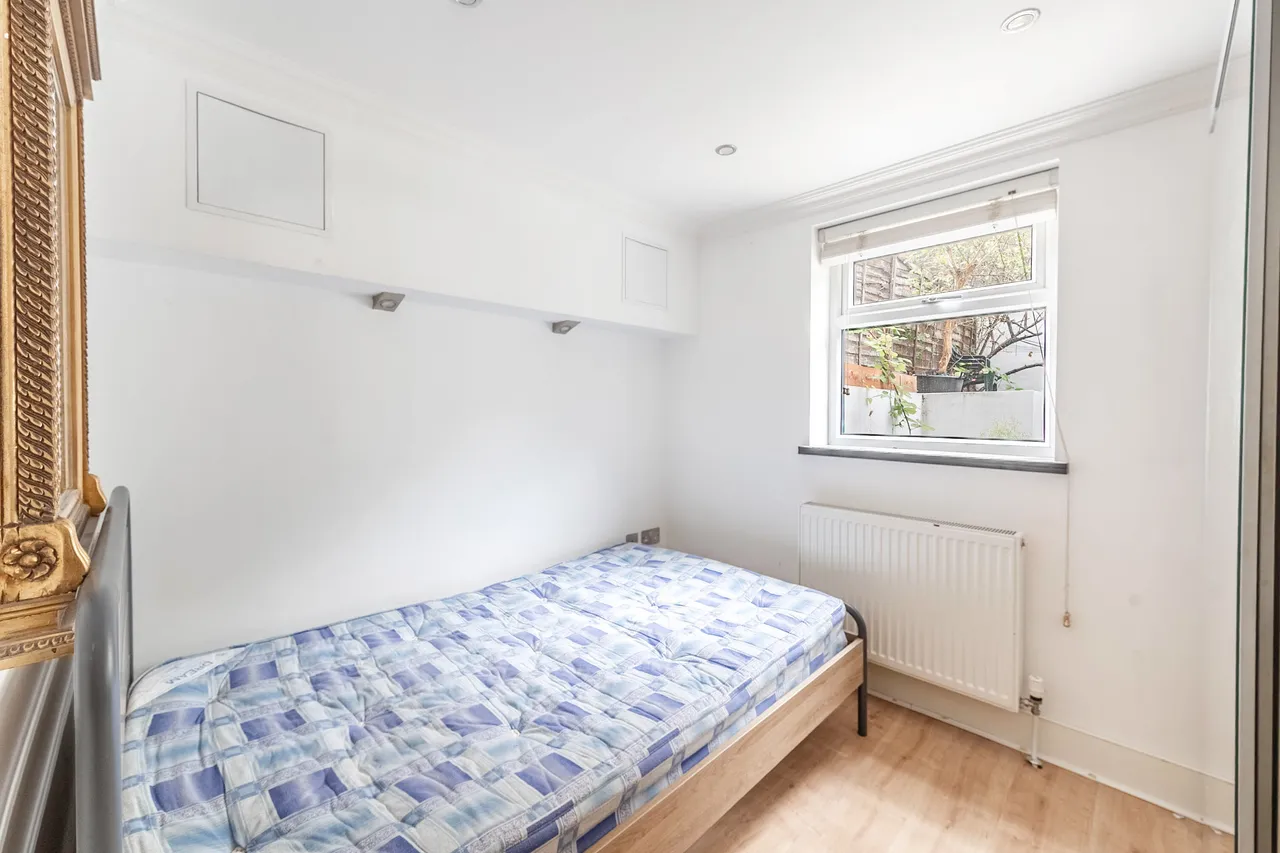 Garden Flat, 54 Malden Road, London, photo 4