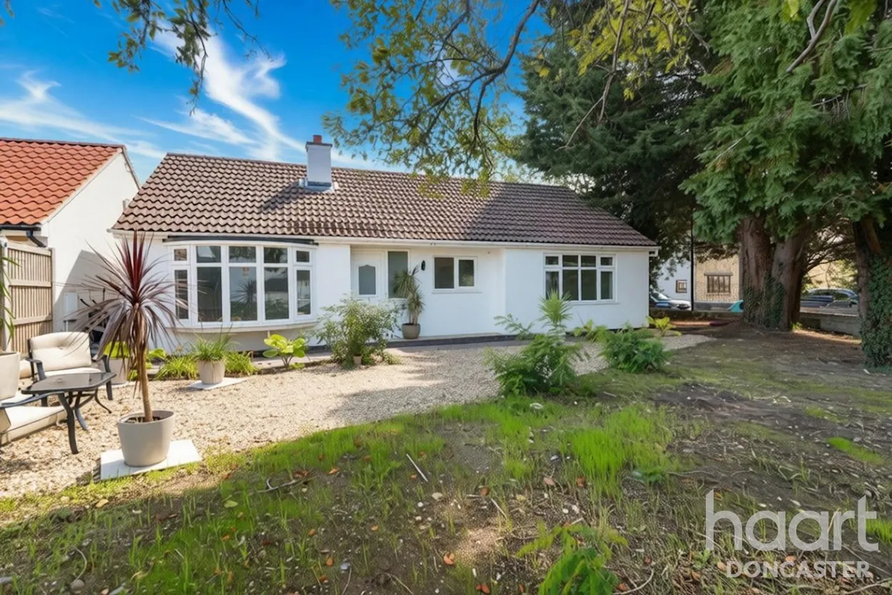Main Street, Old Cantley, DN3, photo 25