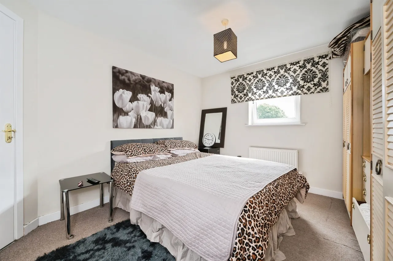 Alexander Square, Eastleigh, SO50, photo 12