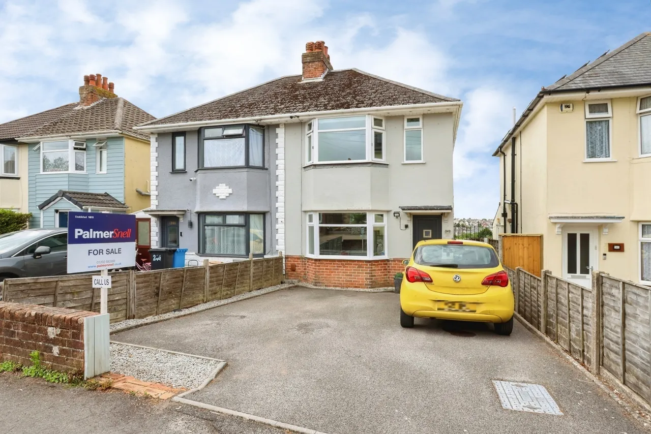 2 bed house for sale, Rossmore Road, Poole, BH12