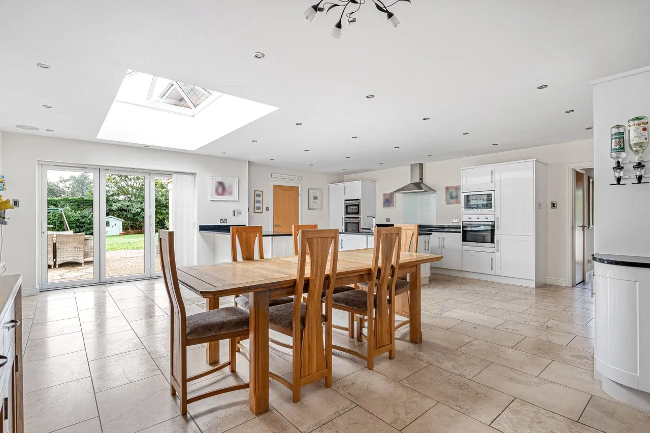 Forestdale, Hindhead, GU26, photo 5
