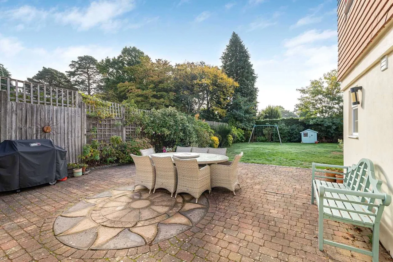 Forestdale, Hindhead, GU26, photo 32