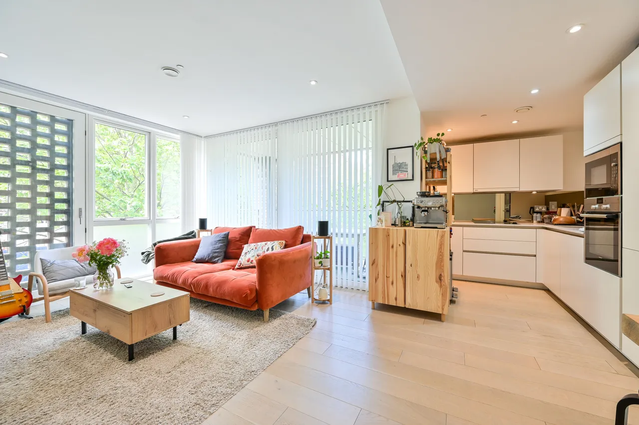 2 bed flat for sale — Apartment 3, Claremont House, 28 Quebec Way, London