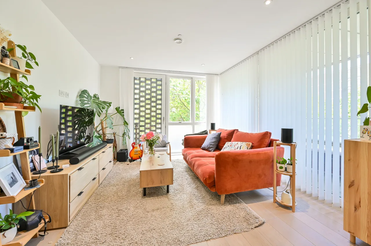 Apartment 3, Claremont House, 28 Quebec Way, London, photo 6