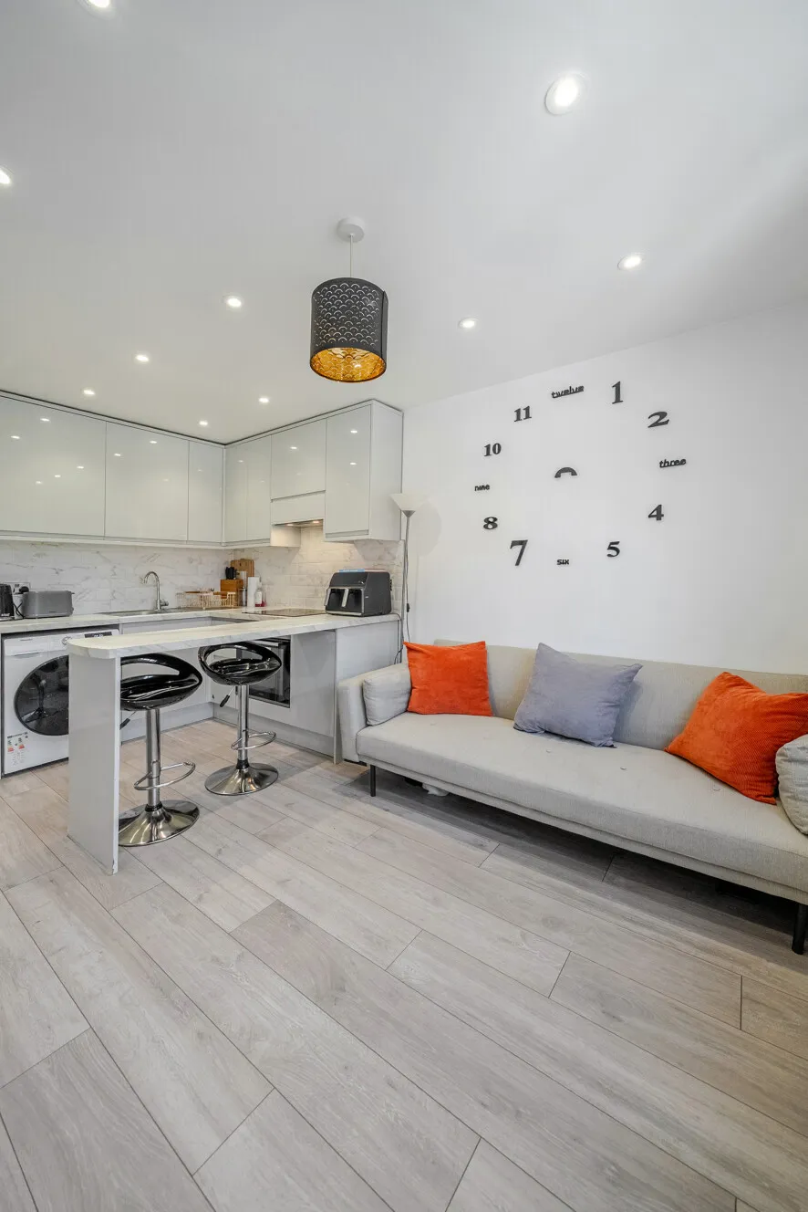 Nelsons Row, Clapham, SW4, photo 12