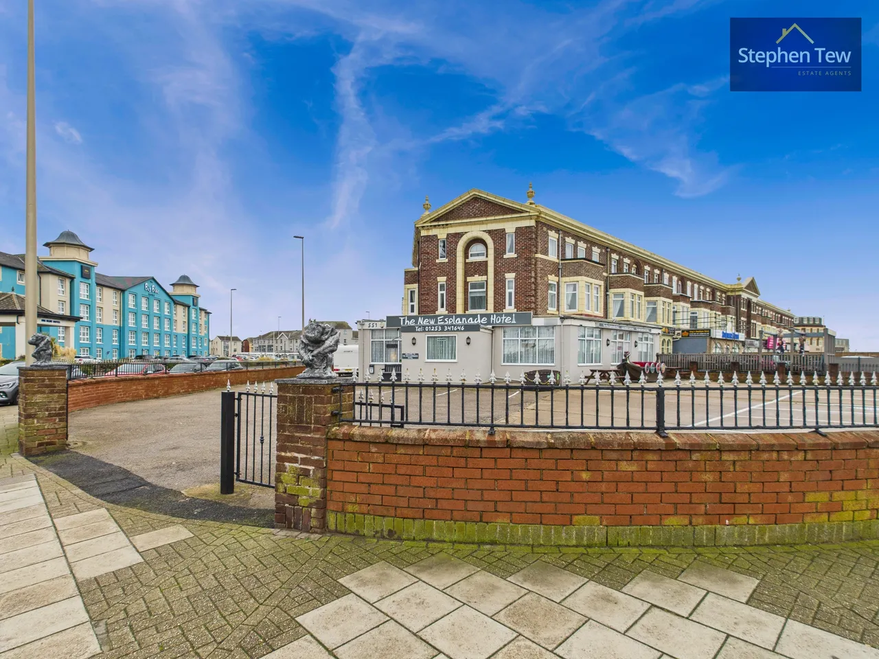 13 bed commercial for sale, New South Promenade, Blackpool, FY4