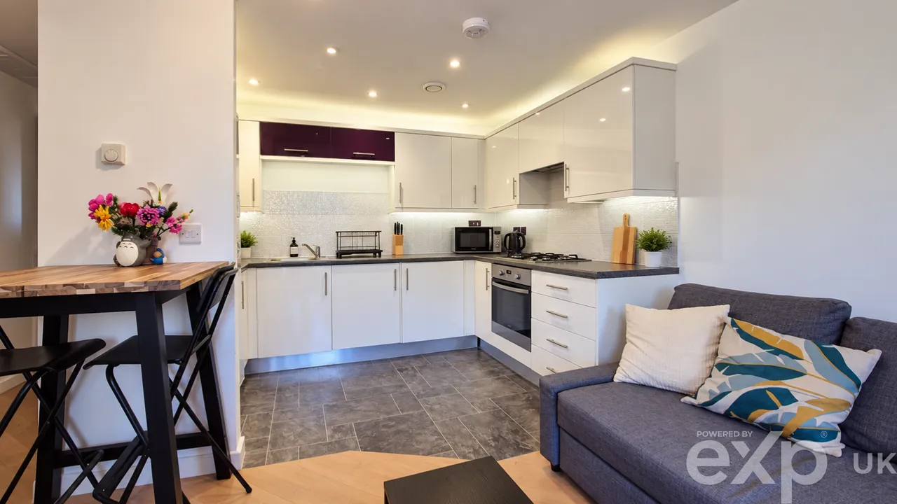 Todd Close, Borehamwood, WD6, photo 6