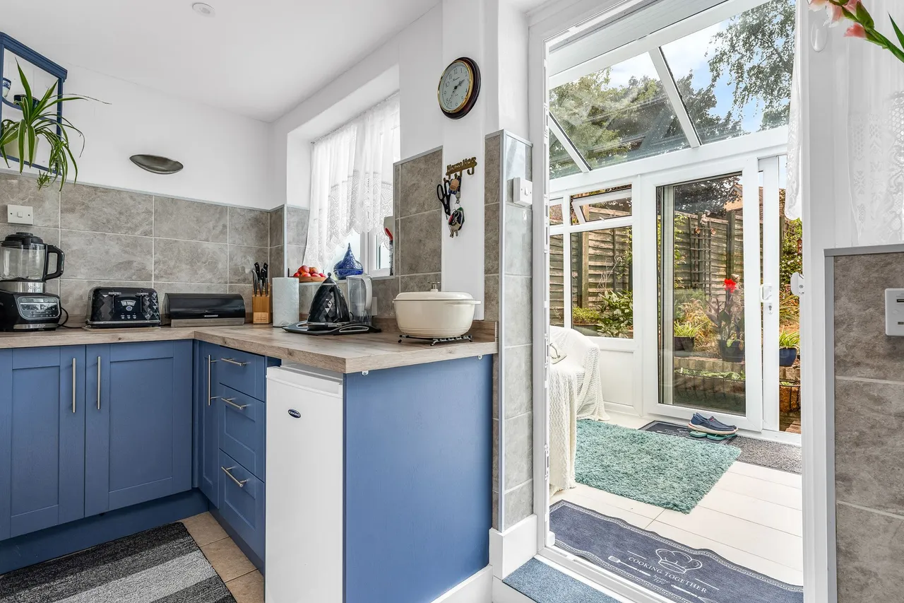 Cambridge Road, Wadesmill, Ware, SG12 0TJ, photo 10