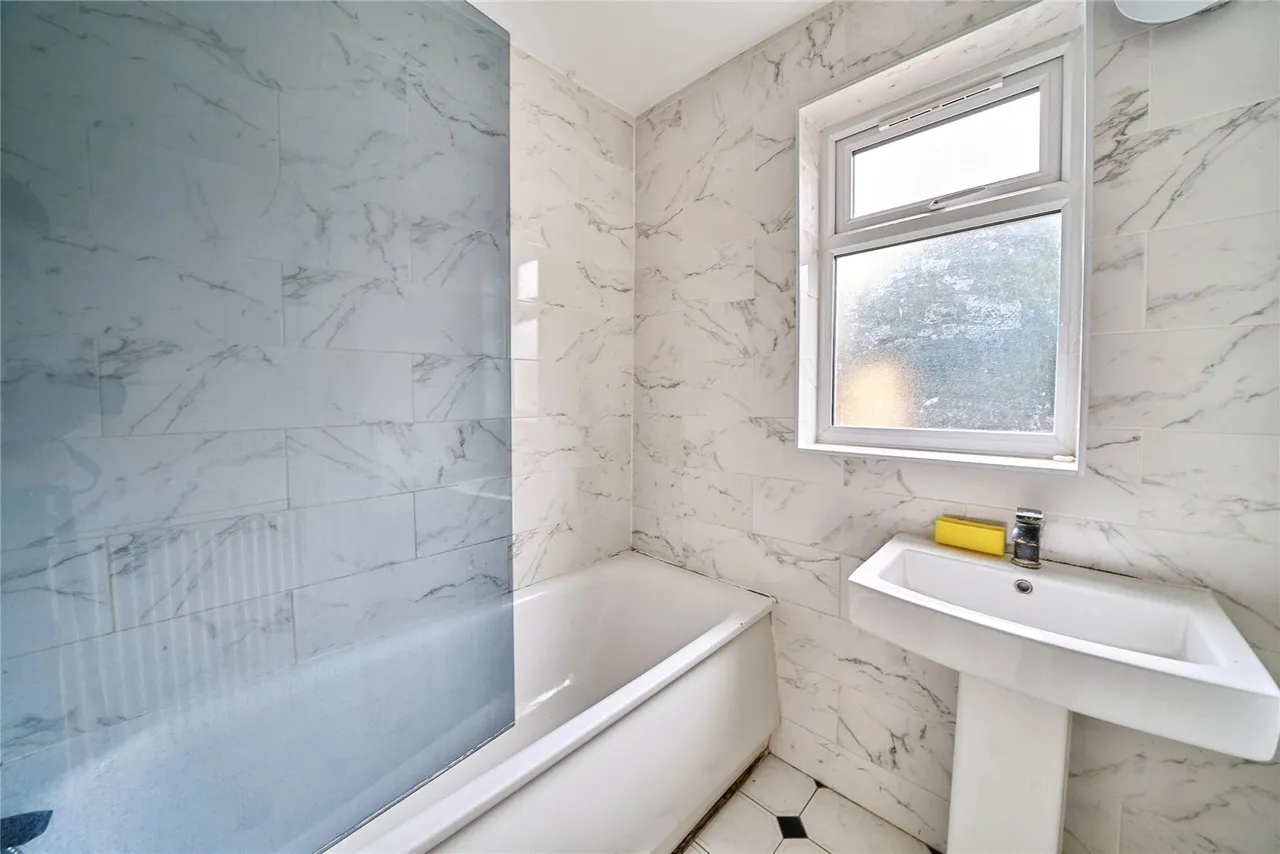 Meath Road, London, E15, photo 7