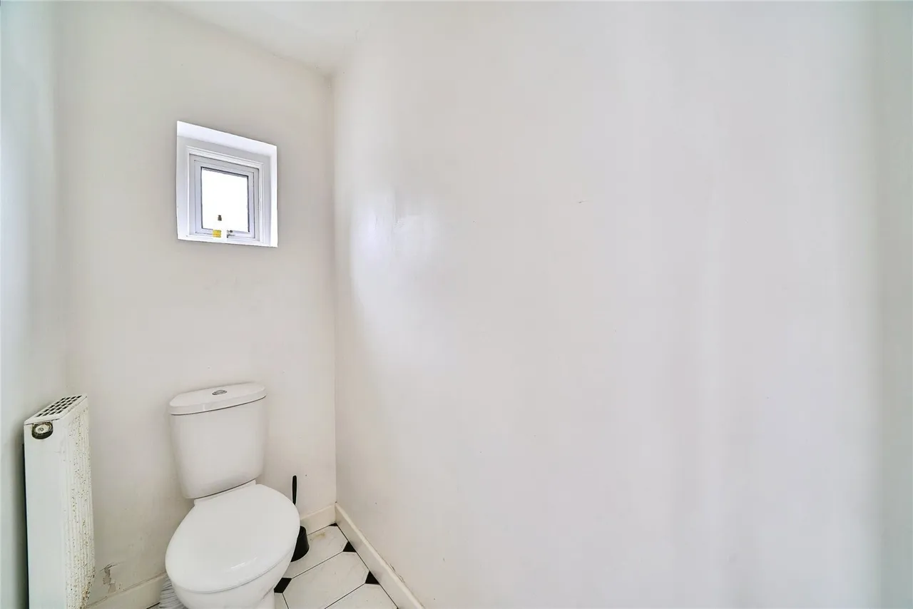 Meath Road, London, E15, photo 8