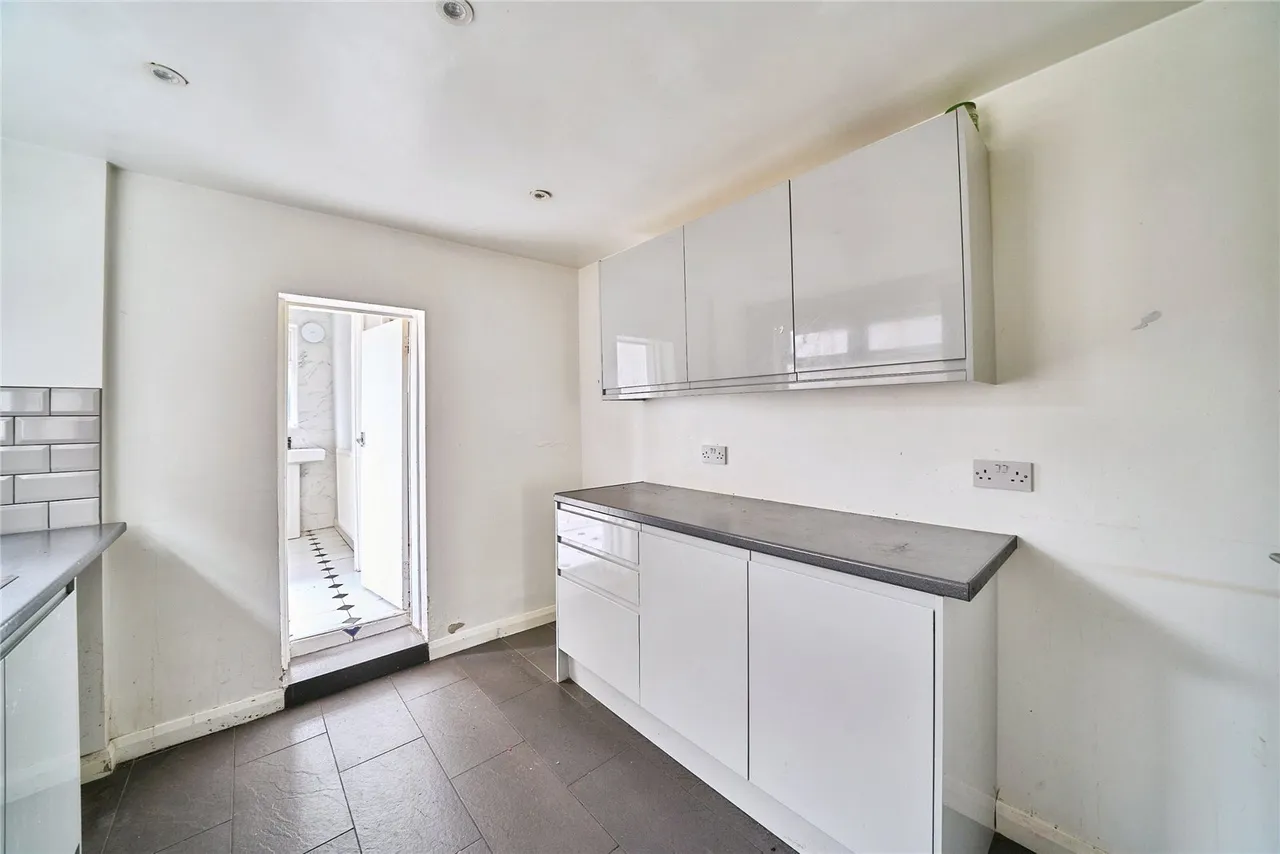 Meath Road, London, E15, photo 10
