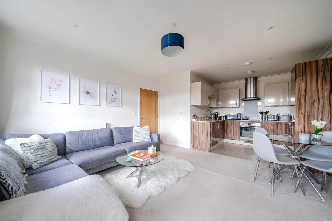 2 bed flat for sale, Mackintosh Street, Bromley, BR2