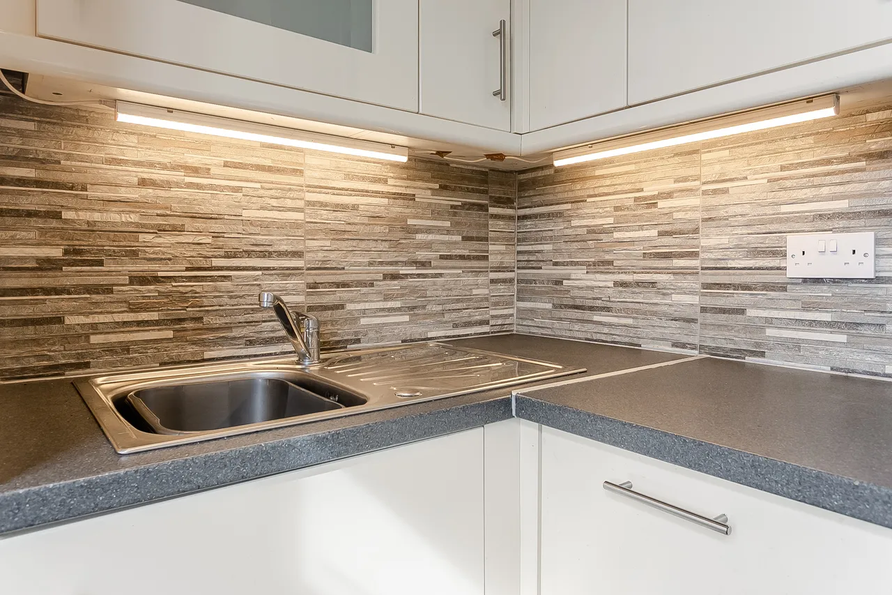 Carrick Knowe Road, Edinburgh, EH12, photo 9