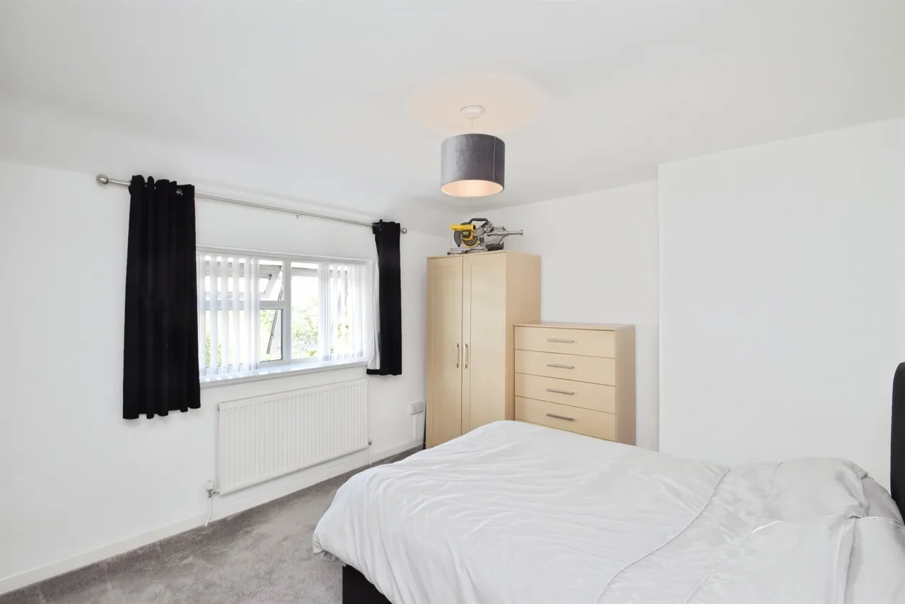 Parc Avenue, Swansea, SA6, photo 8