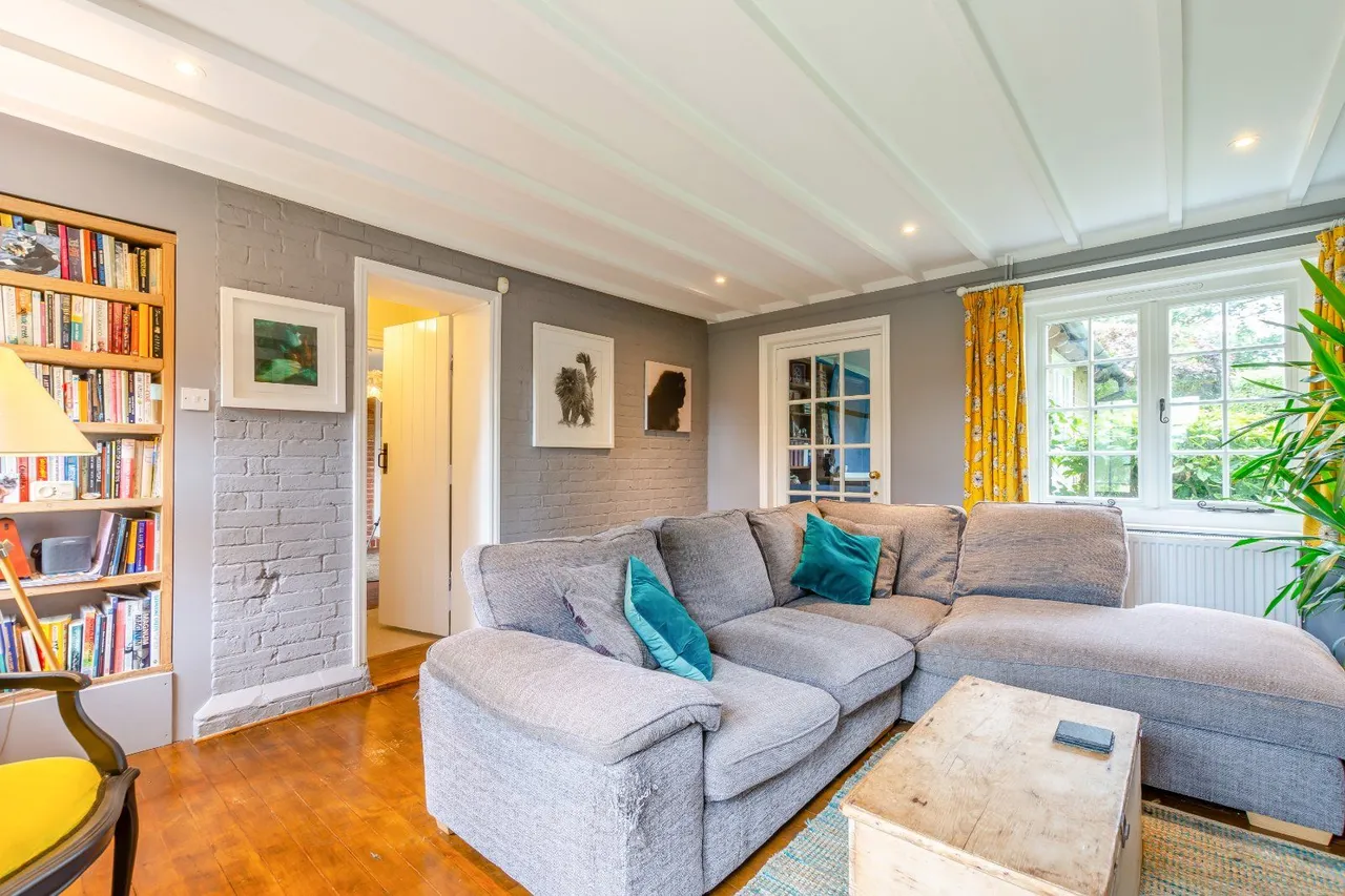 Hoddern Farm, Nr Pidinghoe, East Sussex, BN10 8AR, photo 7