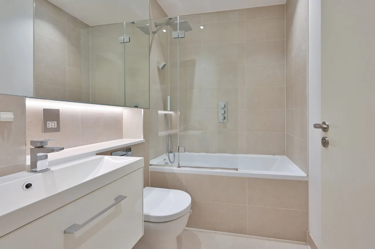 Flat 21, 2 Roxborough Avenue, Harrow, photo 10