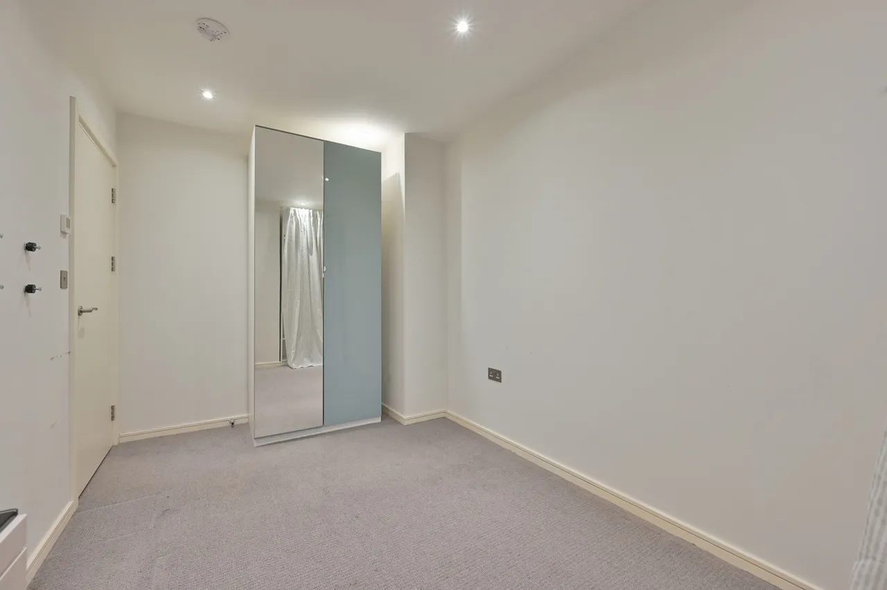 Flat 21, 2 Roxborough Avenue, Harrow, photo 9