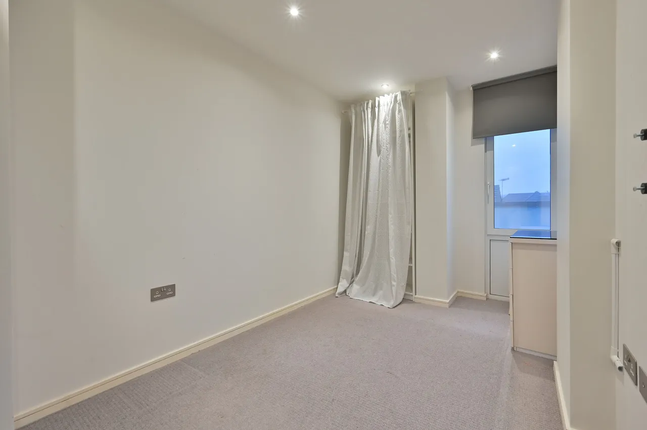 Flat 21, 2 Roxborough Avenue, Harrow, photo 7