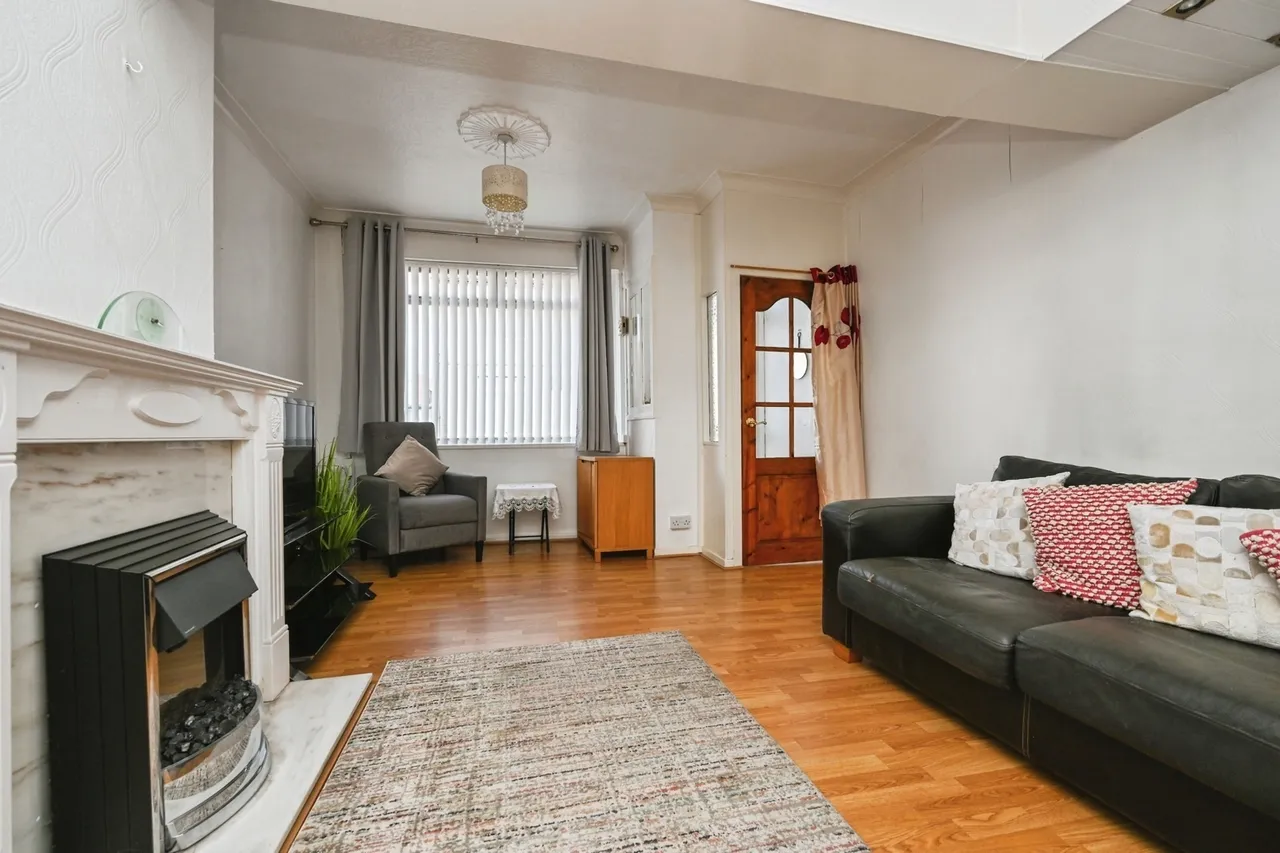 Standale Road, Liverpool, L15, photo 2