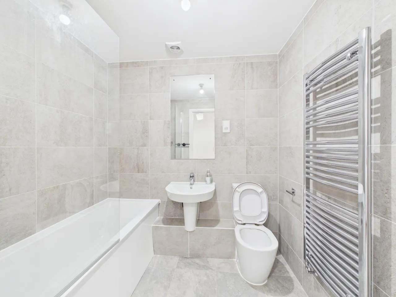 Tay Road, New Lubbesthorpe, LE19, photo 8