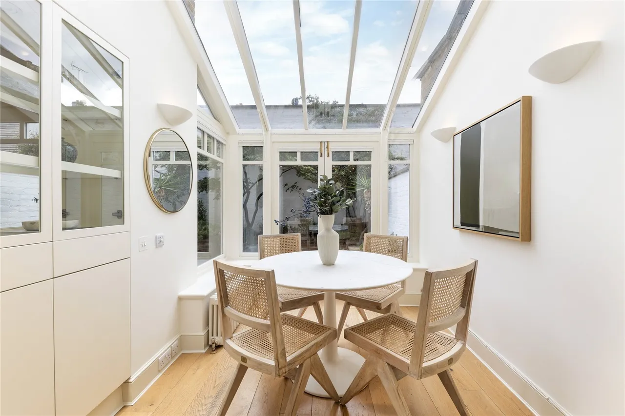 Charles II Place, Chelsea, SW3, photo 7