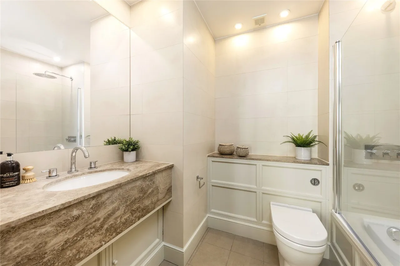 Charles II Place, Chelsea, SW3, photo 14