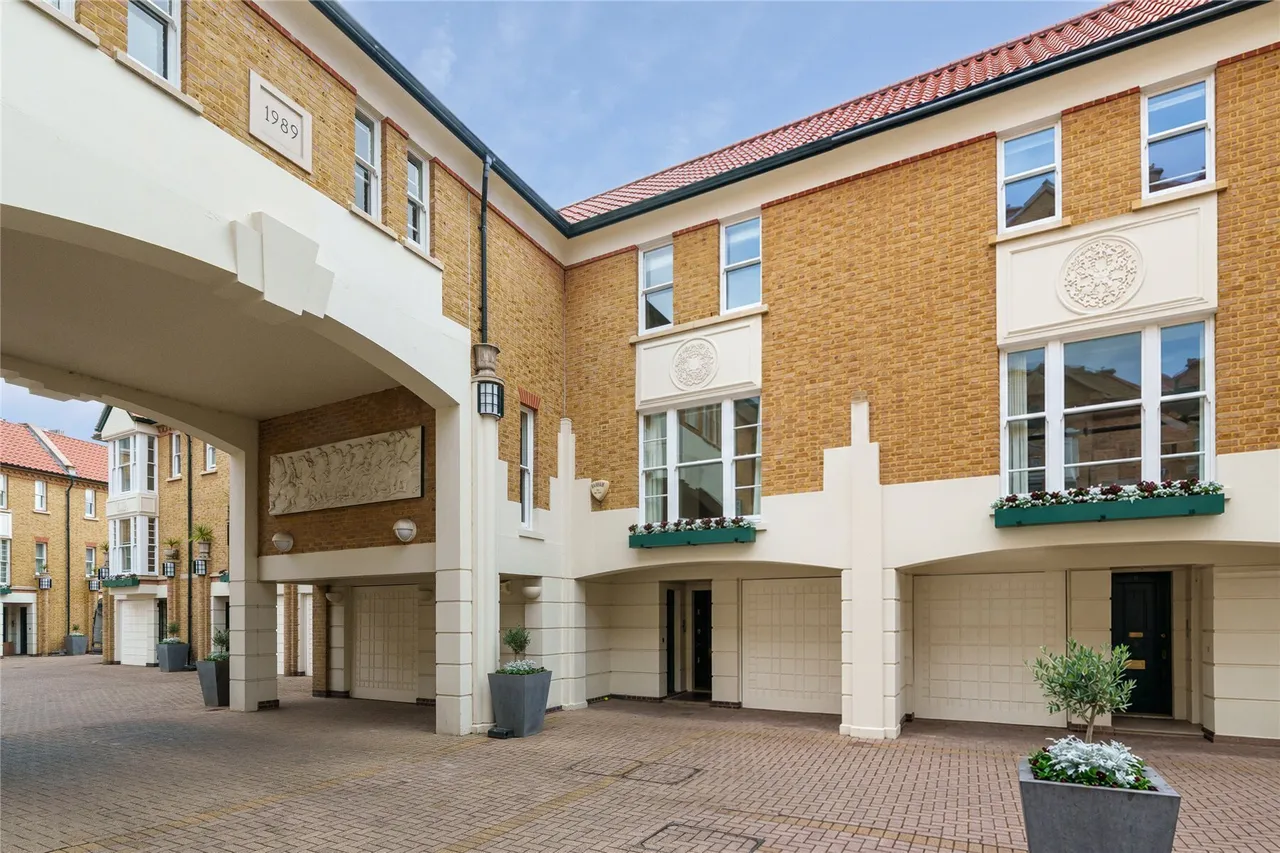 Charles II Place, Chelsea, SW3, photo 20