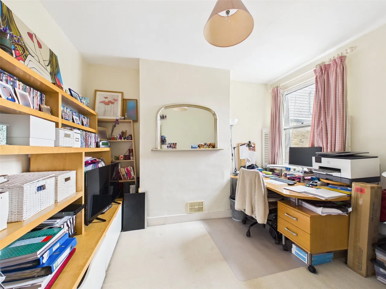 Gordon Avenue, St Margarets, TW1, photo 12