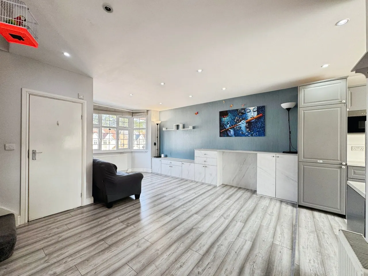 Camrose Avenue, Edgware, HA8, photo 10
