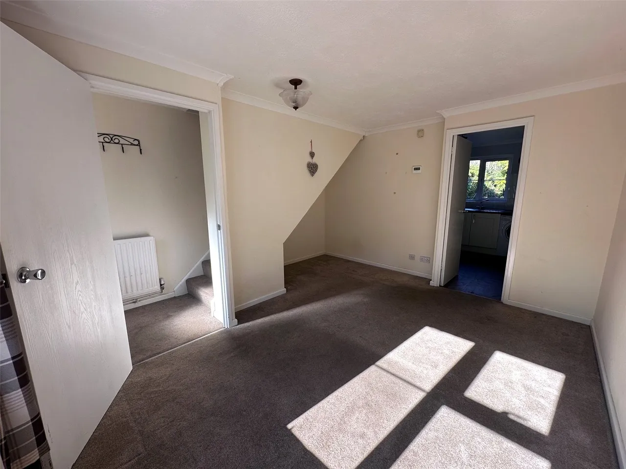 Diamond Way, Wokingham, Berkshire, RG41 3TU, photo 2