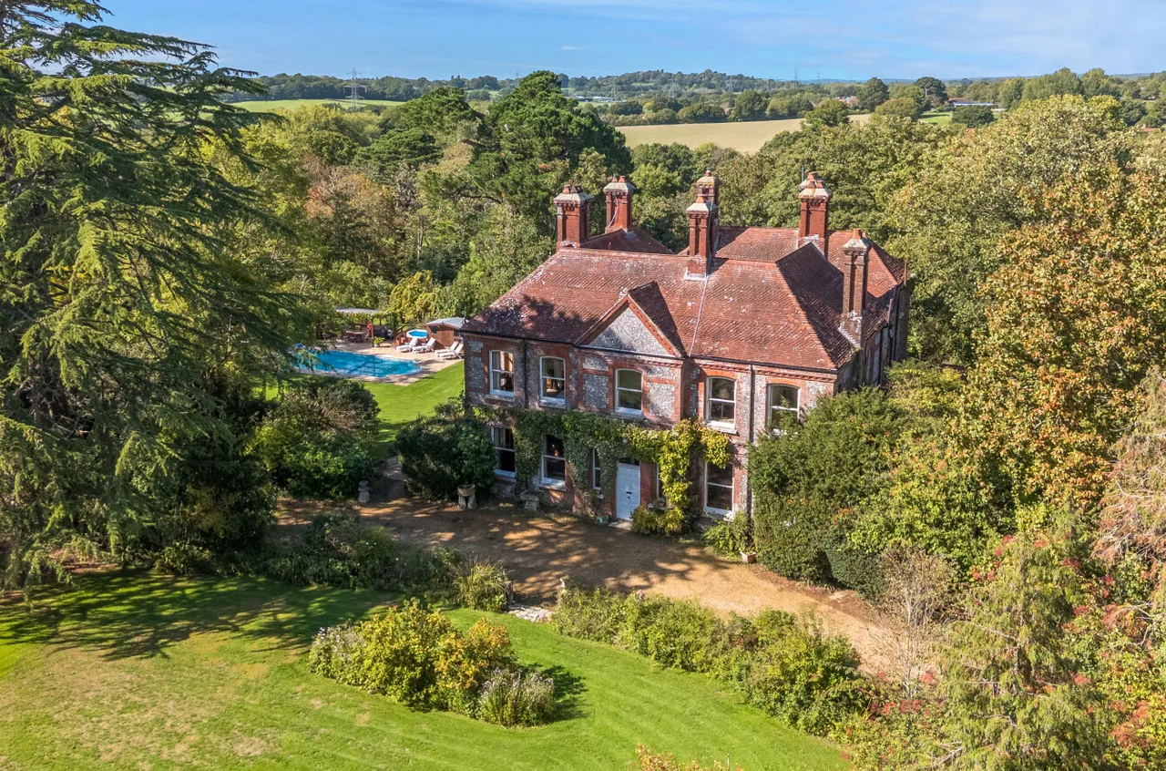 Botley Road, Bishops Waltham, SO32, photo 2