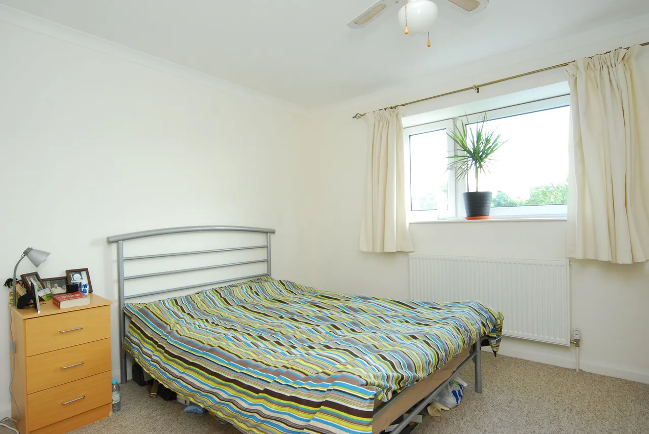 11 Rowan Close, London, photo 7