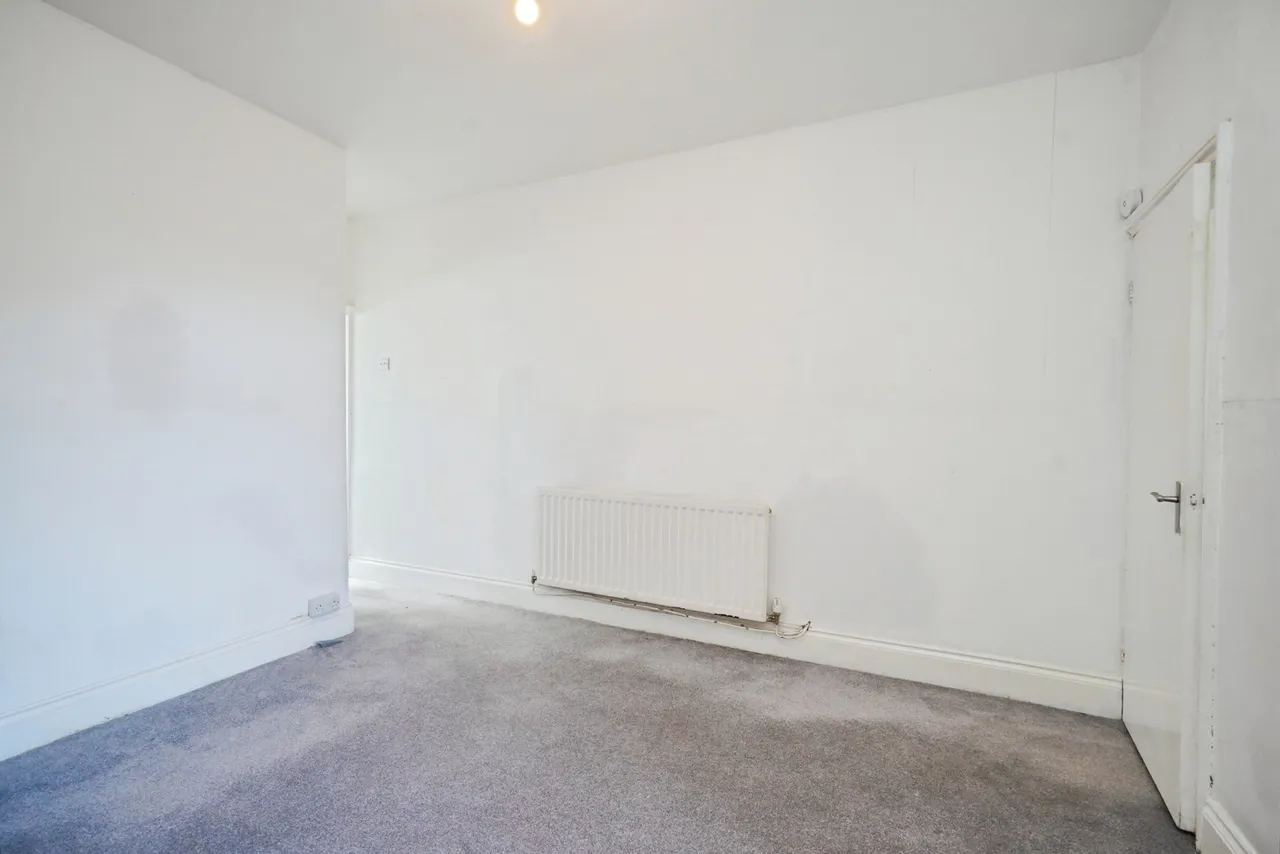 James Street, Coalville, LE67, photo 12