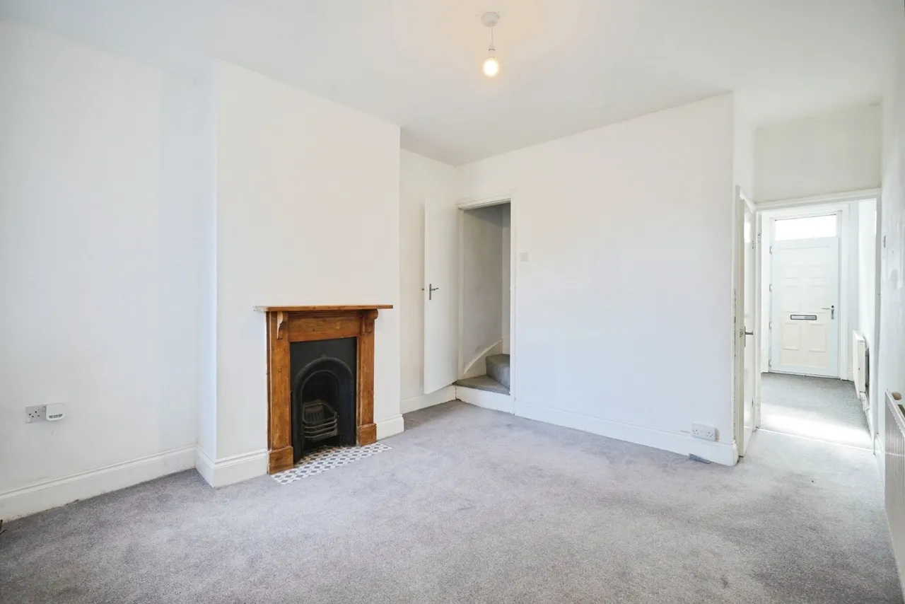 James Street, Coalville, LE67, photo 11
