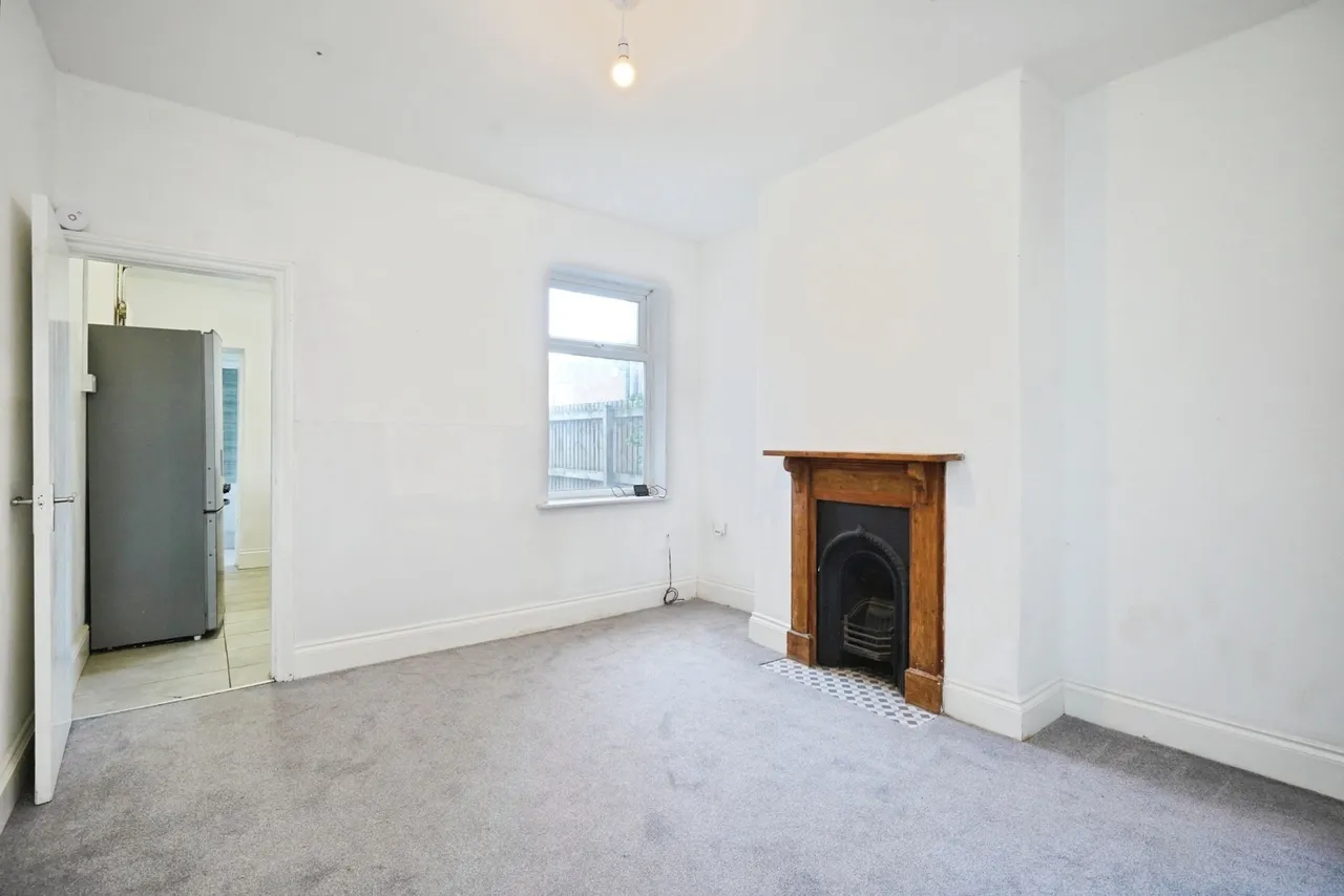 James Street, Coalville, LE67, photo 10