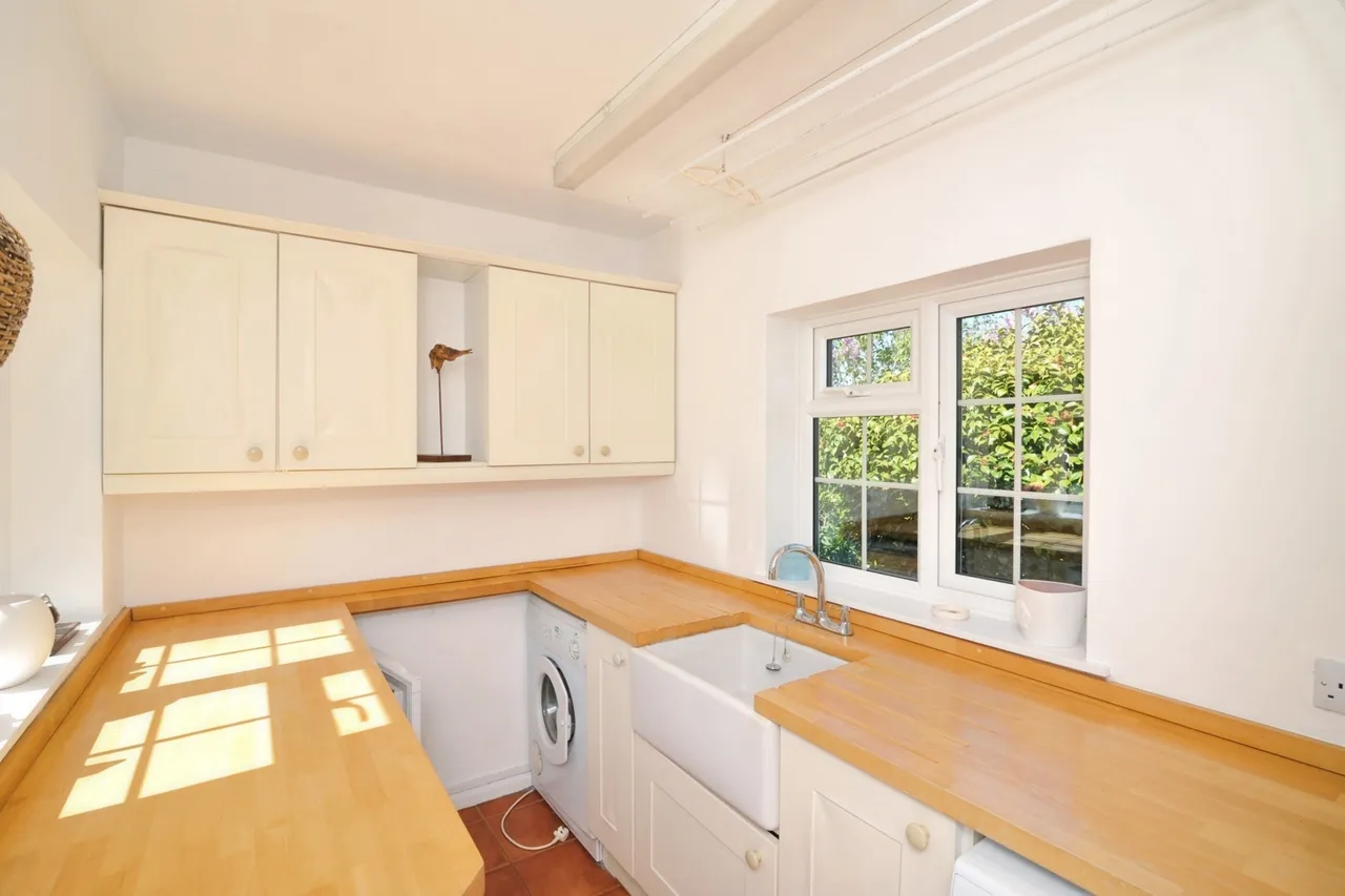 Shrub Lane, Burwash, TN19, photo 22