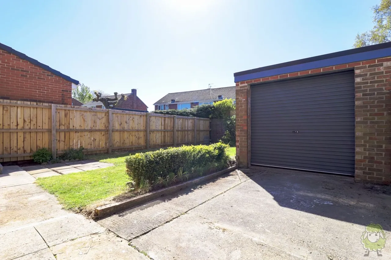 Moorfield Gardens, Sunderland, SR6, photo 9
