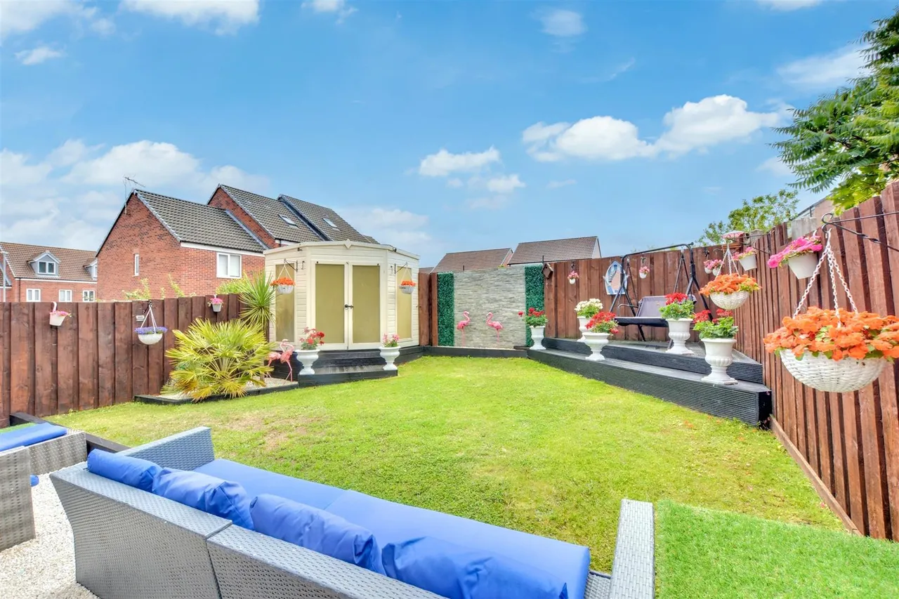 Pella Grove, Annesley, NG15, photo 7