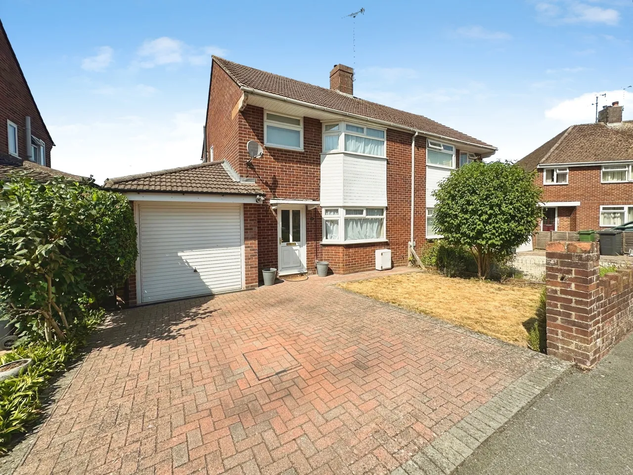 3 bed house for sale — Highfield Chase, Basingstoke, Hampshire, RG21 7SA