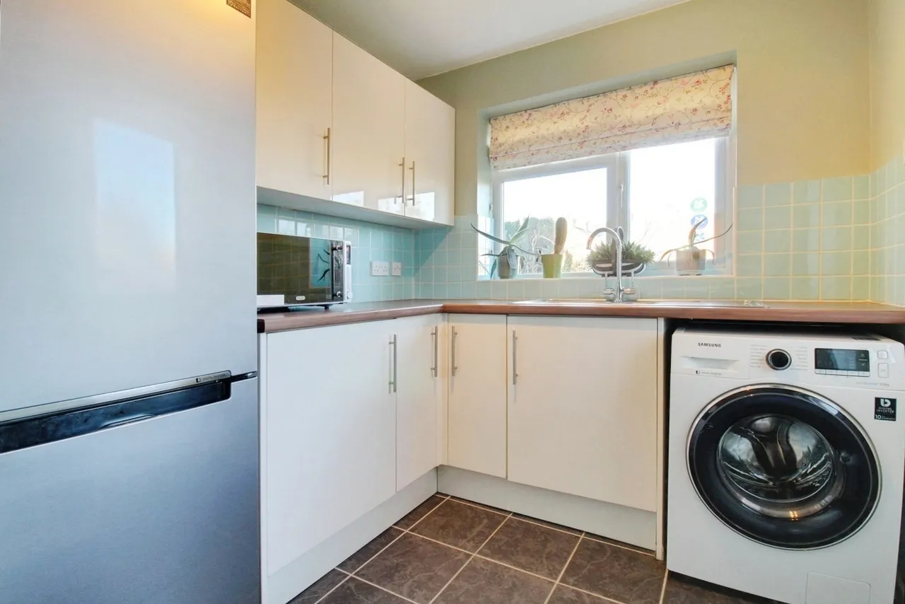 Highfield Chase, Basingstoke, Hampshire, RG21 7SA, photo 13