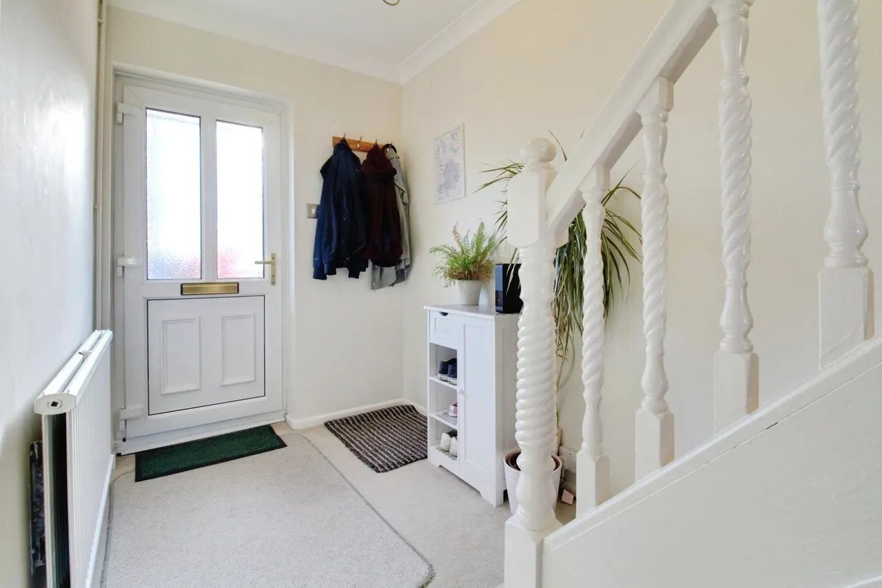 Highfield Chase, Basingstoke, Hampshire, RG21 7SA, photo 9