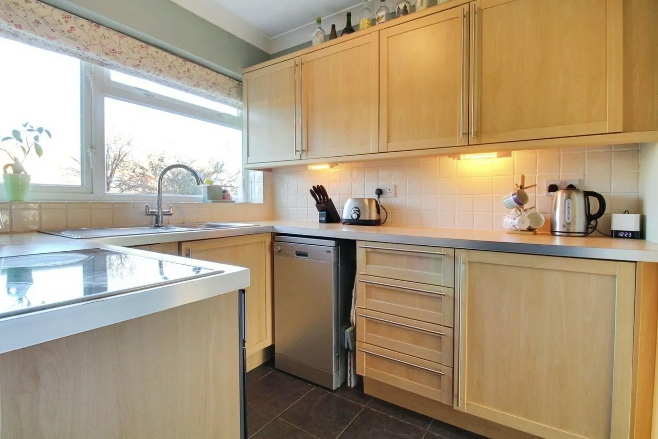 Highfield Chase, Basingstoke, Hampshire, RG21 7SA, photo 11