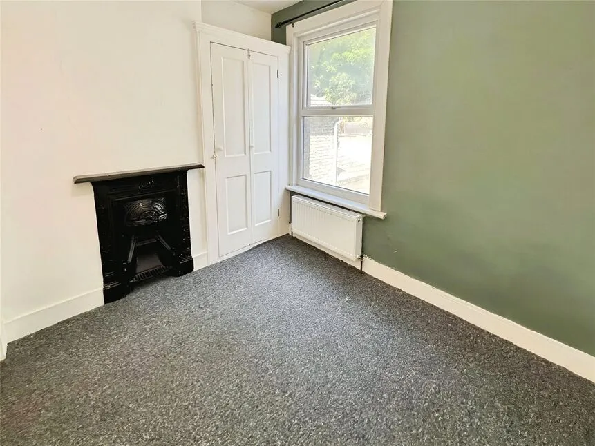 Upper Luton Road, Chatham, Kent, ME5, photo 6