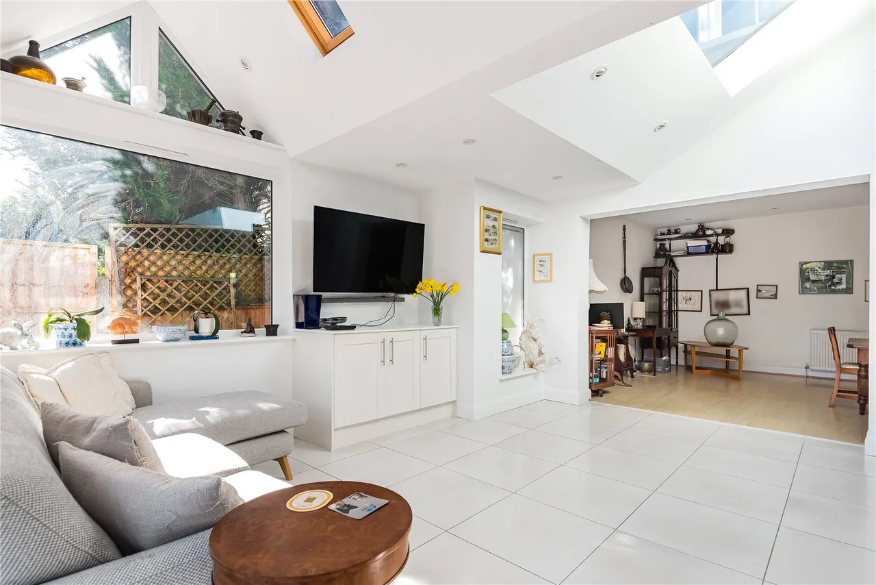 Wensleydale Road, Hampton, TW12 2LX, photo 6