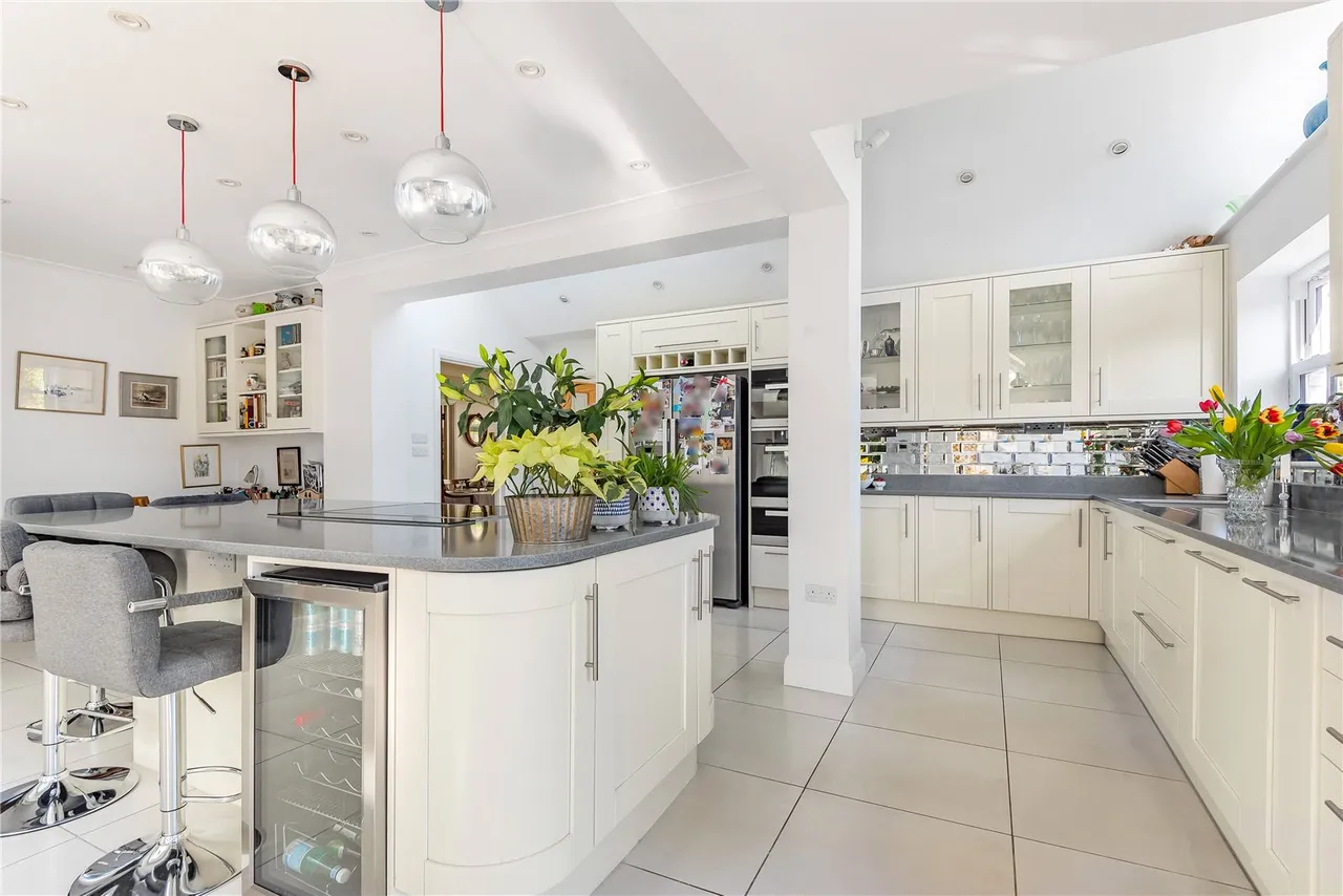 Wensleydale Road, Hampton, TW12 2LX, photo 5