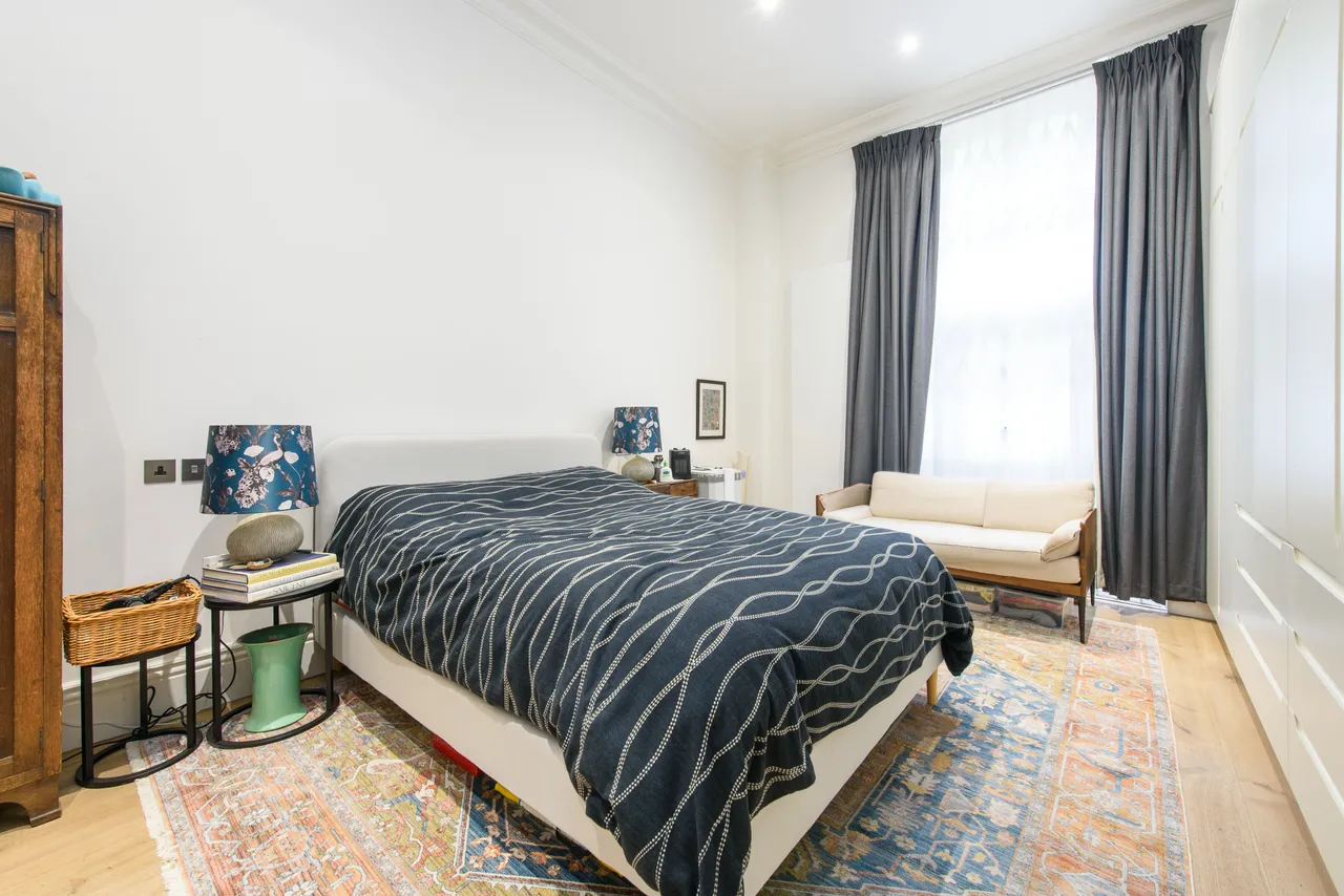Flat 2, 260 Finchley Road, London, photo 7
