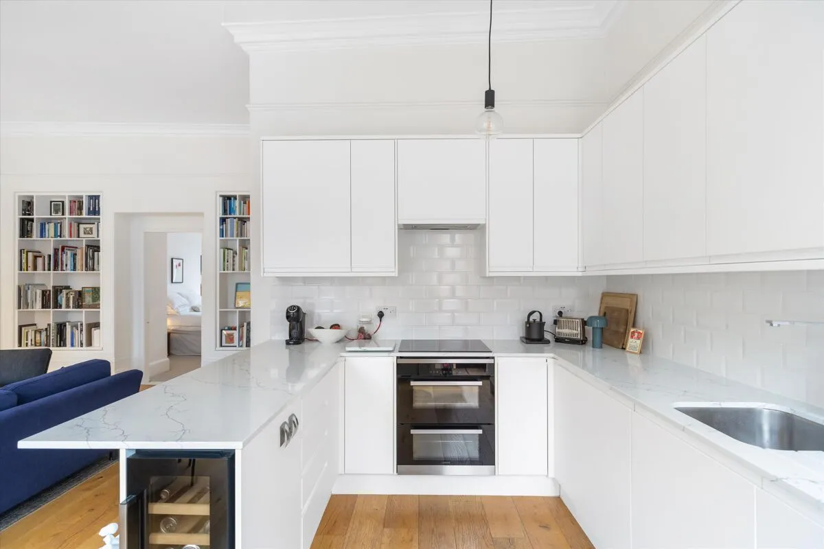 Addison Gardens, London, W14, photo 6