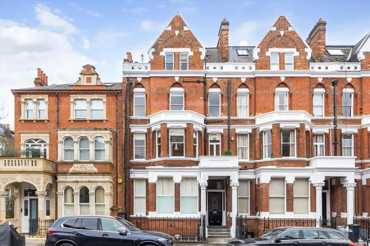 Addison Gardens, London, W14, photo 11