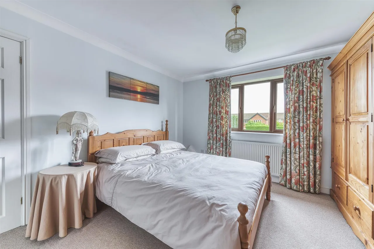 Woodhouse Road, Kilburn, photo 15